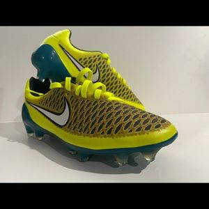 Nike magista kids sz 6.5